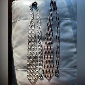 (2/$25) Assorted Silk Vintage Ties!